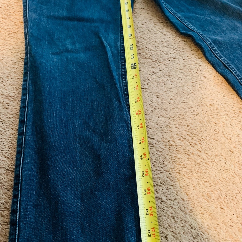 J. Crew Denim Jeans in Light Blue Wash - Picture 10 of 14